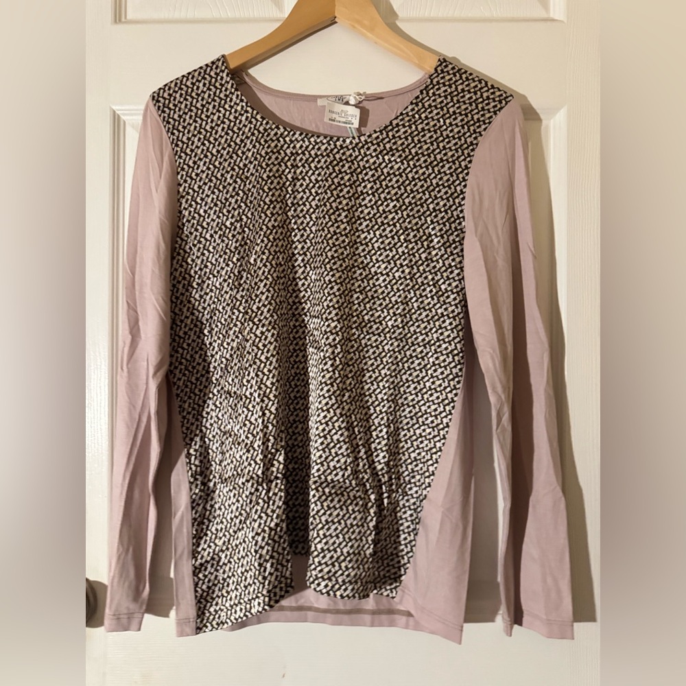 NWT silk long sleeve with geometric square design